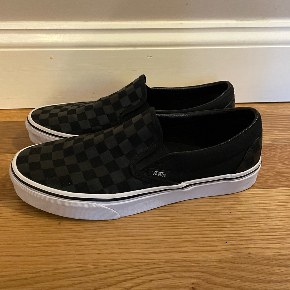 VANS Slip-On Checkerboard Skate Shoes Black.  Size 10